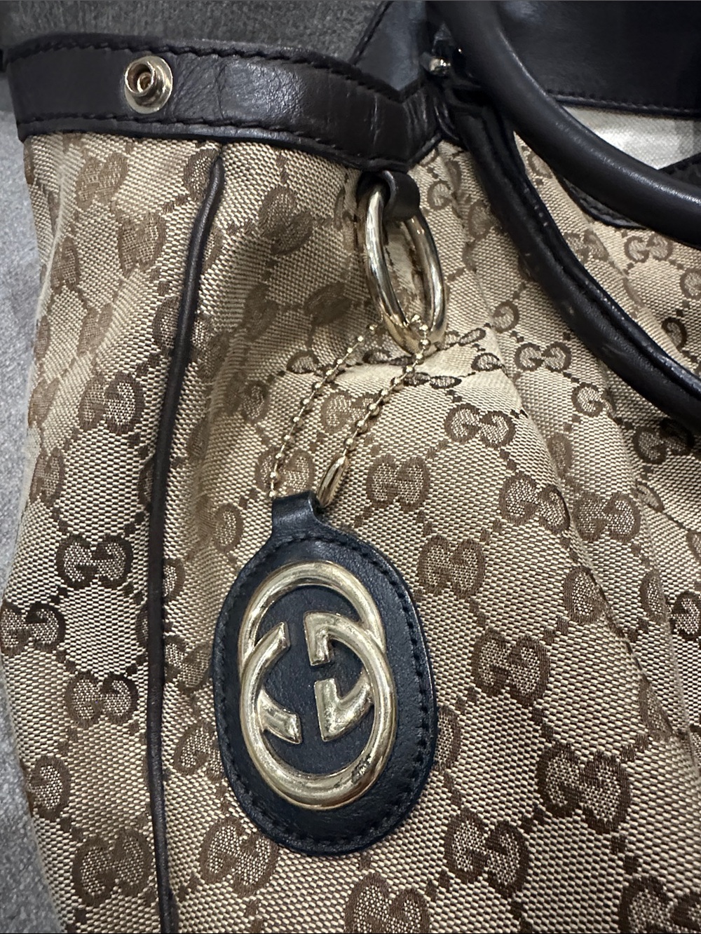 Large Gucci Sukey Shoulder bag - Picture 7 of 13